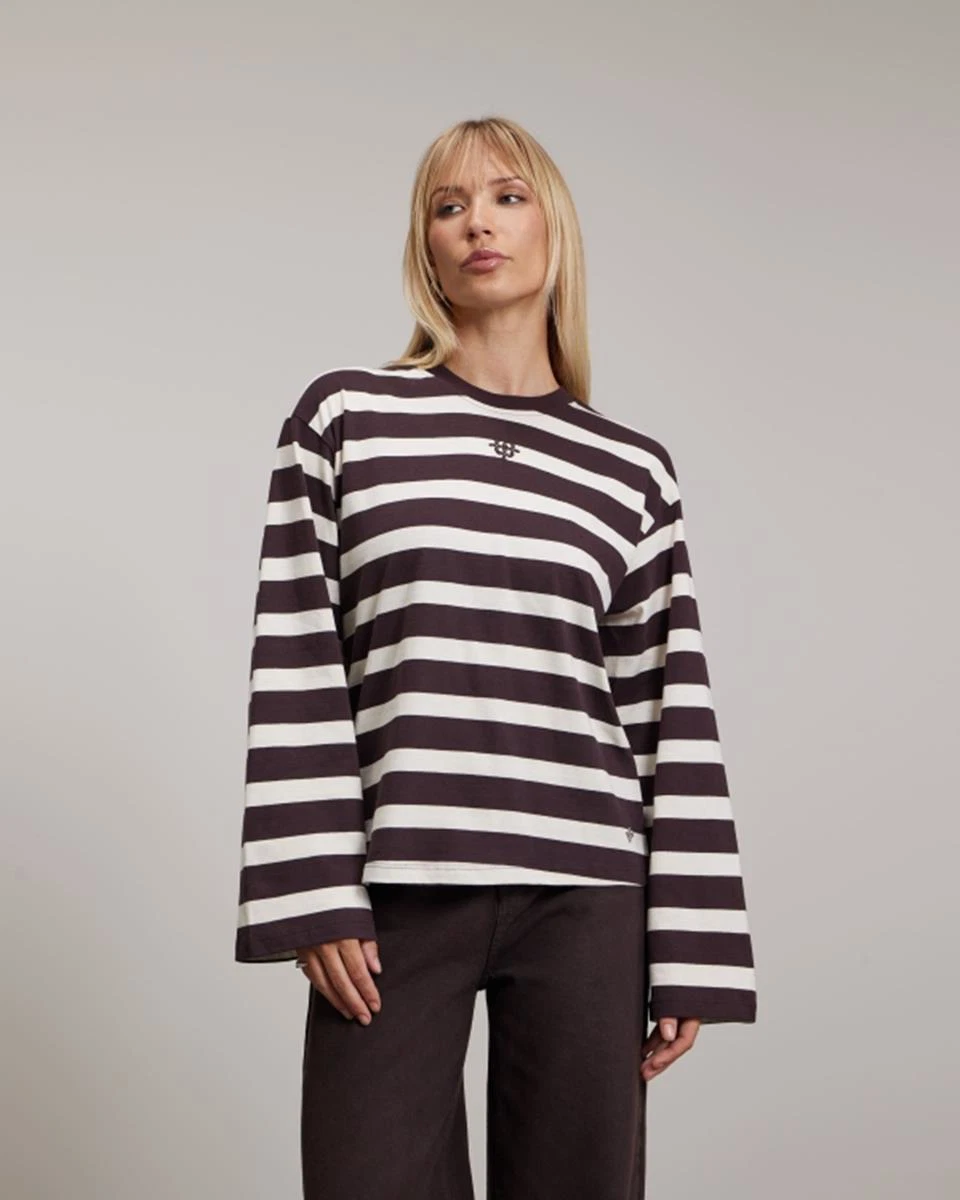 Pink Noir Longsleeve Ismene Bruin 1