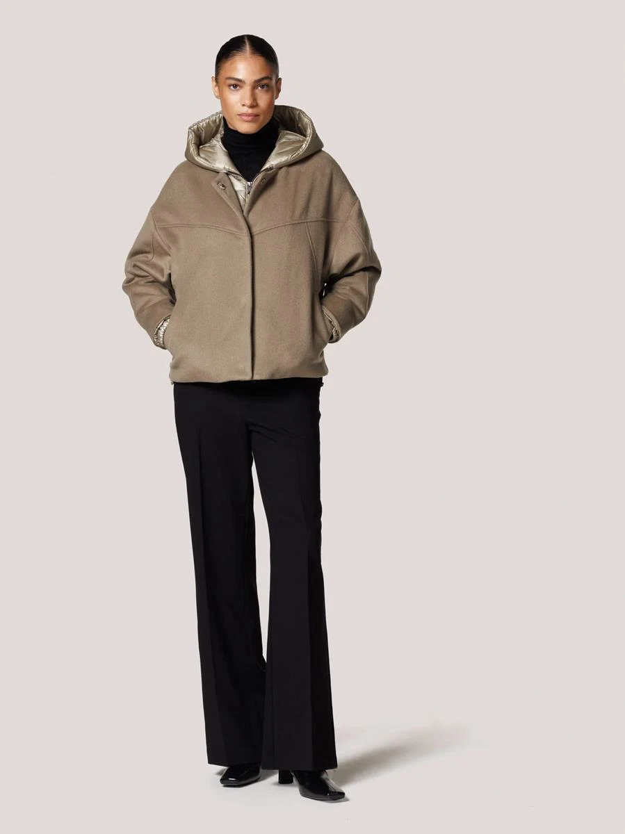 Creenstone Jas Dagmar Beige 2