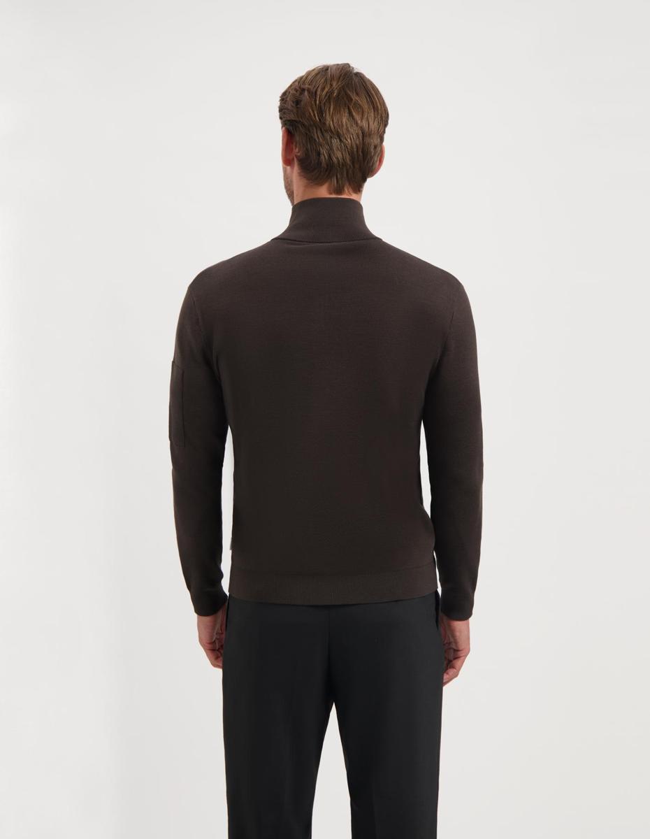 Saint Steve Trui 240904 Bruin 3