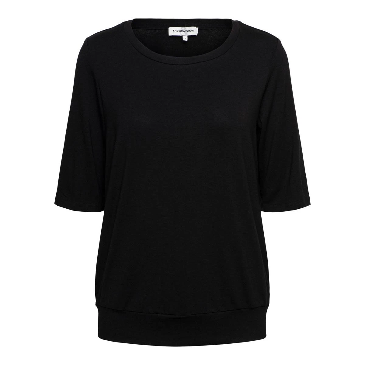 &Co Woman T-shirt Lucille Zwart 1
