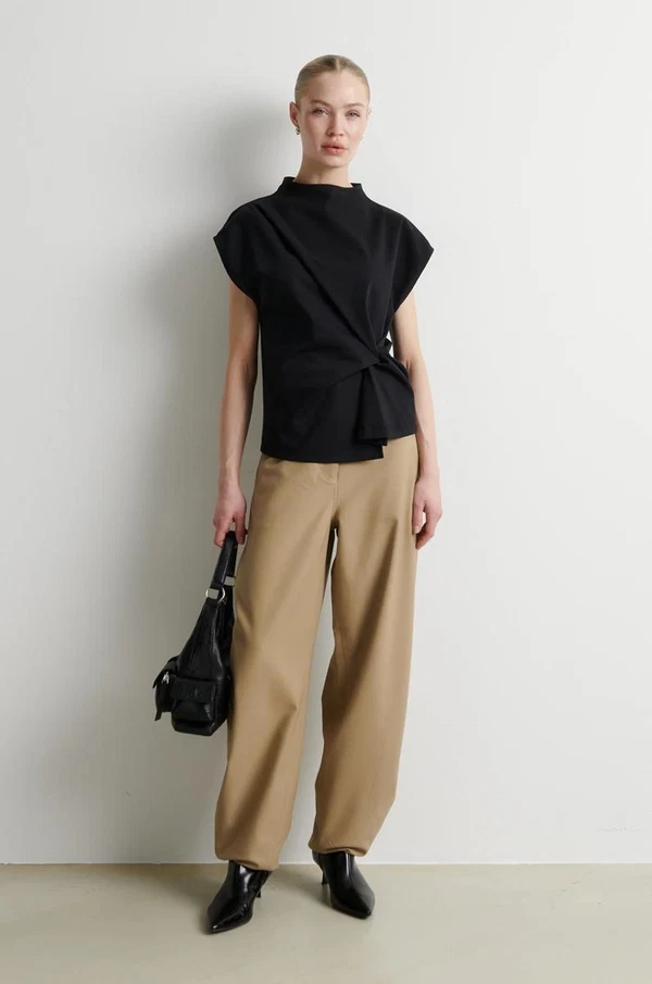 Second Female Trui Blink Beige 1