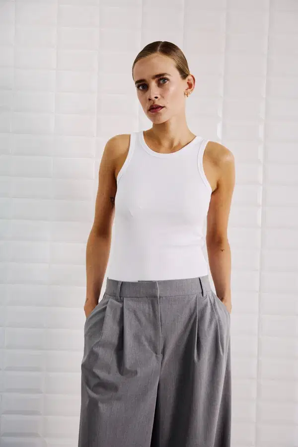 WithBlack Top Dordi Wit 1