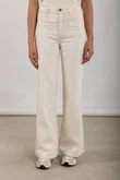 NUKUS Jeans Scarlet Off-White 1