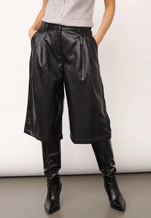 Co'Couture Short Gitt Zwart 1