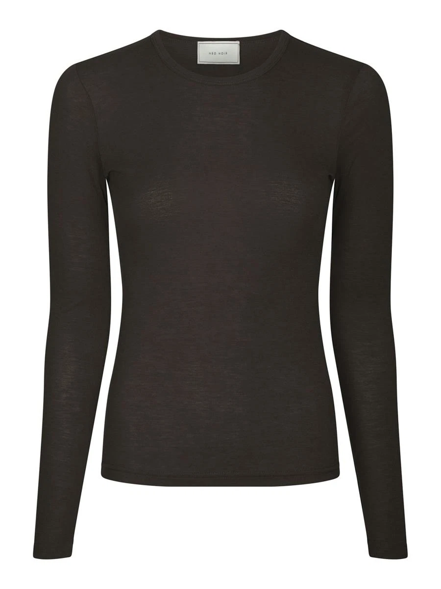 Neo Noir Longsleeve Nella Bruin 2