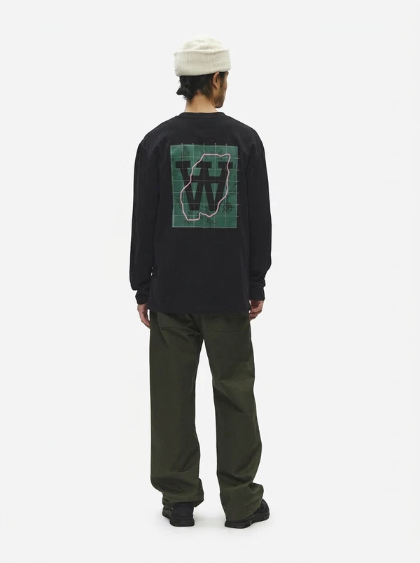 Wood Wood Longsleeve Liam Zwart 1