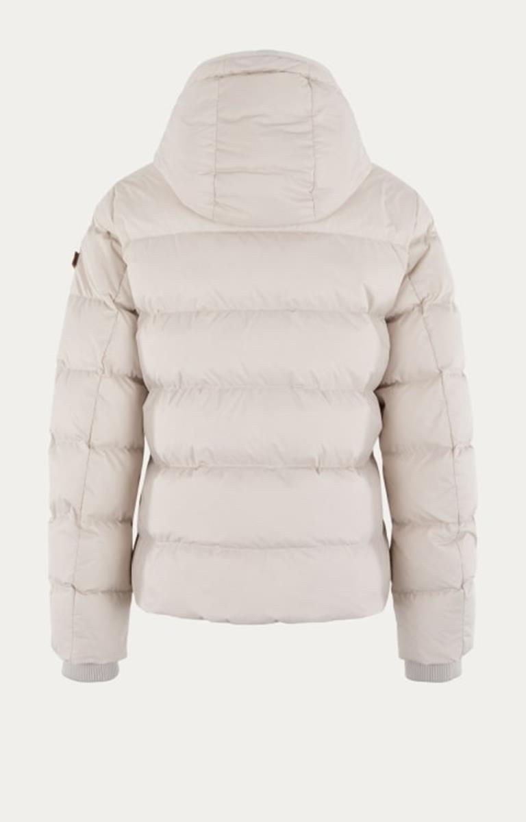 Moscow Jas Ogmunda Off-White 3