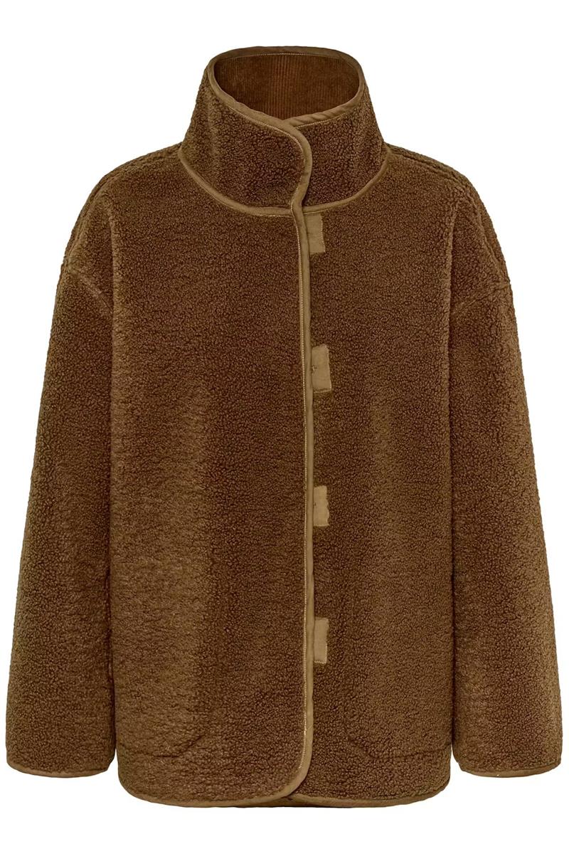 My Essential Wardrobe Jack Funa Bruin 3