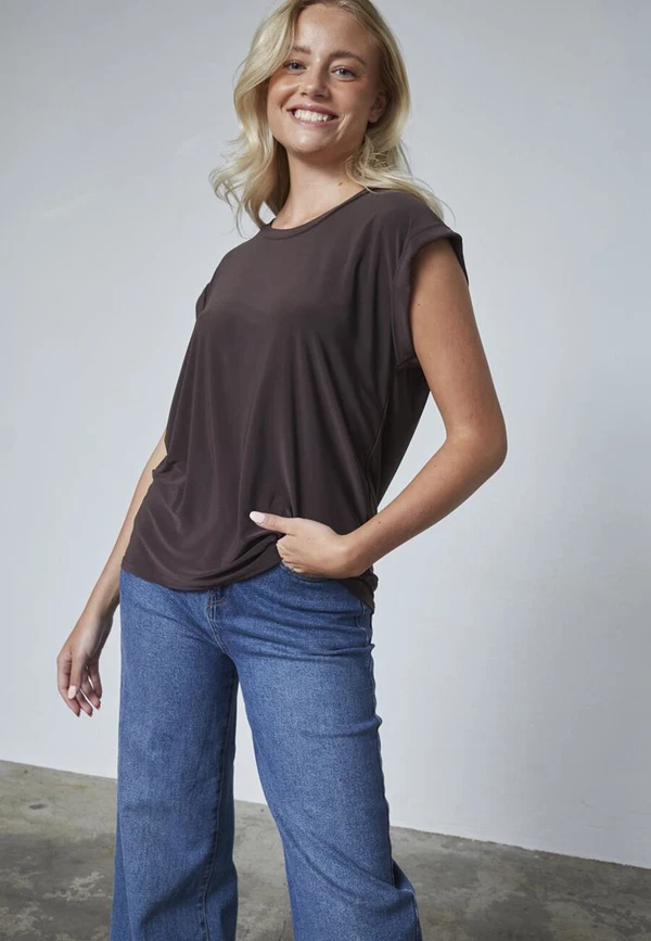 Sisters Point T-Shirt Low-a Bruin 1