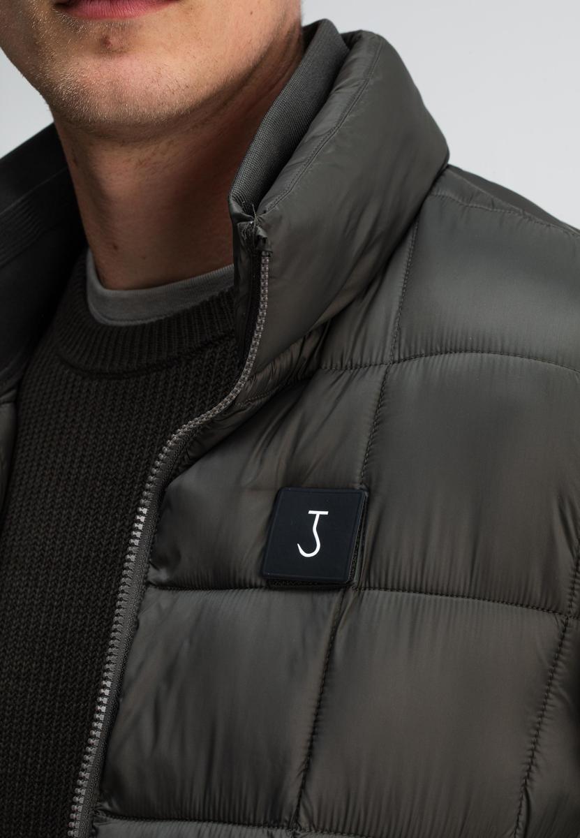 Butcher of Blue Jack M2527003 Bruin 5