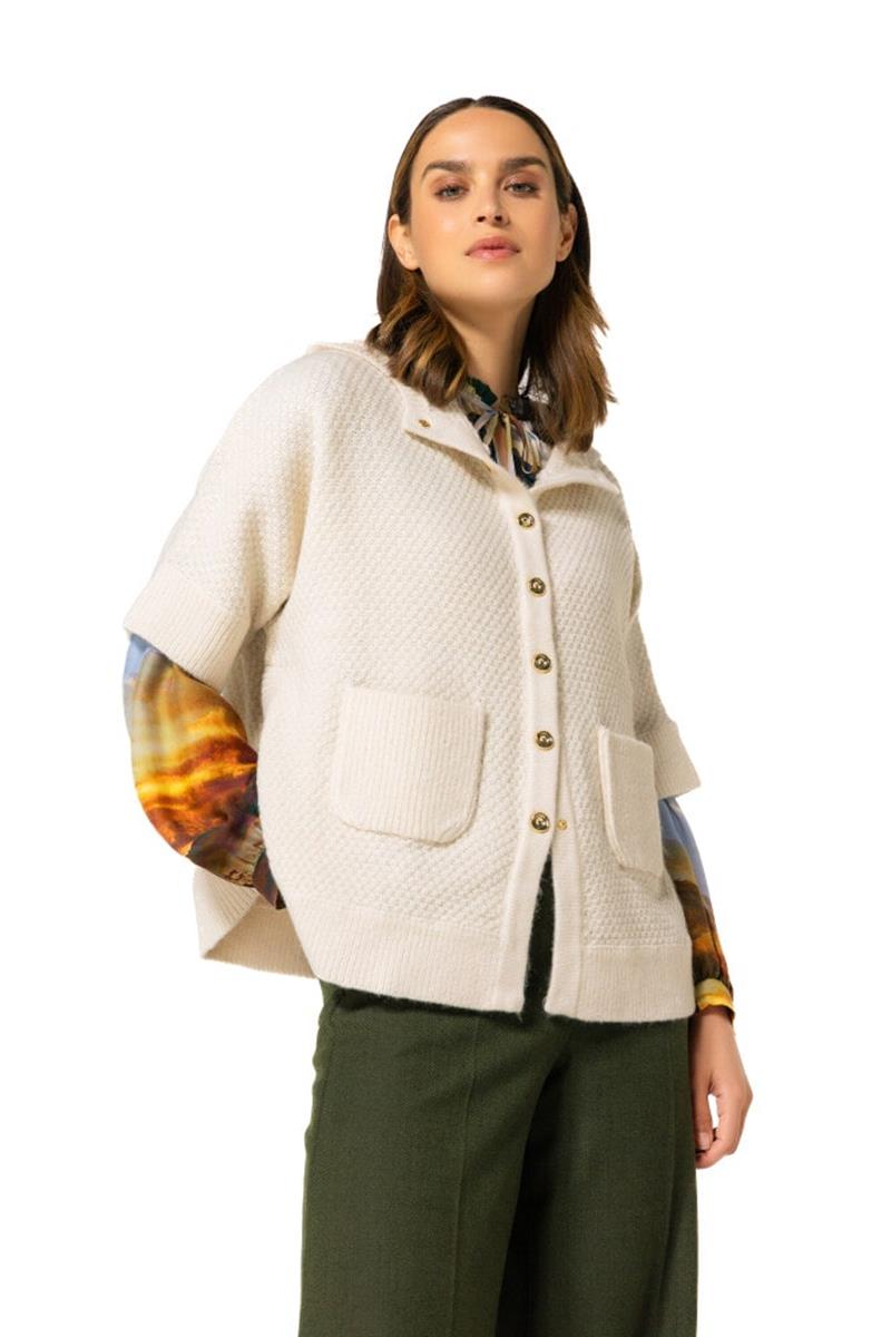 Caroline Biss Vest 4291 Off-White 1