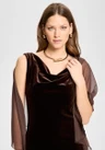 SWING Vest 77610110 Bruin 1