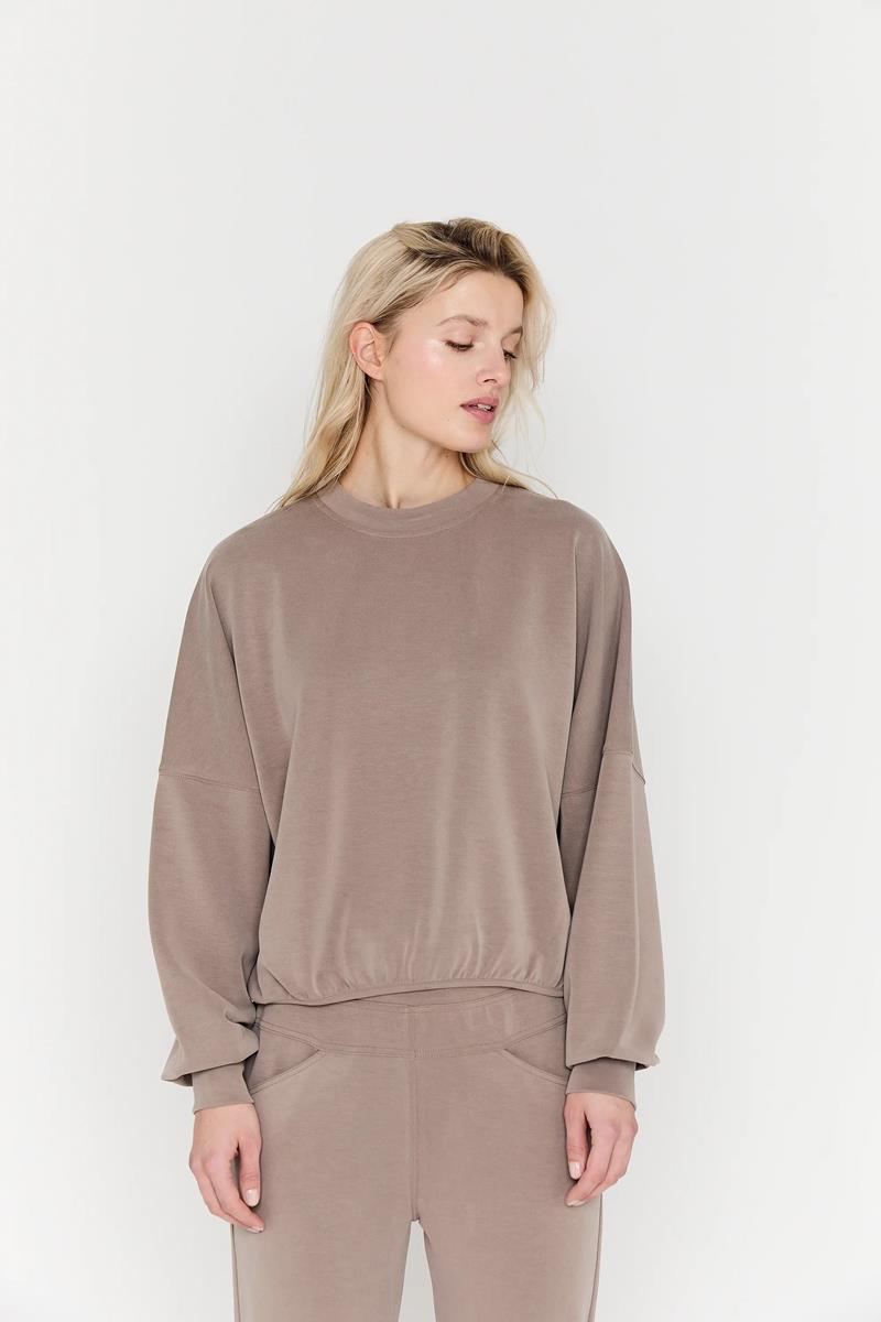 Moscow Sweater Again Taupe 1