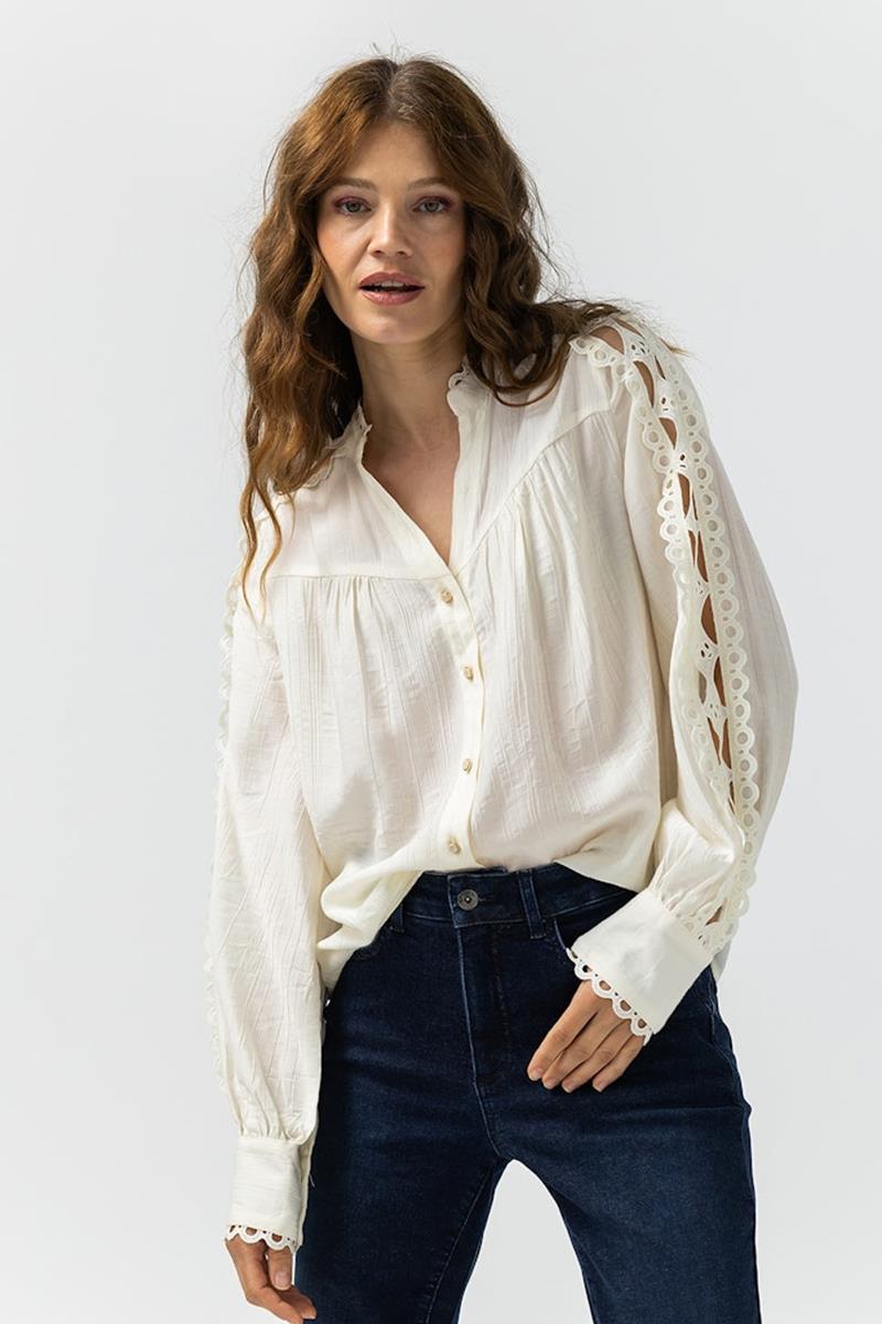 Label DOT Blouse Afra Off-White 1