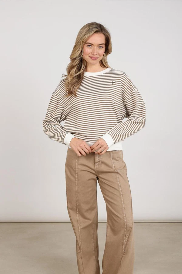 NUKUS Sweater Nelly Taupe 1