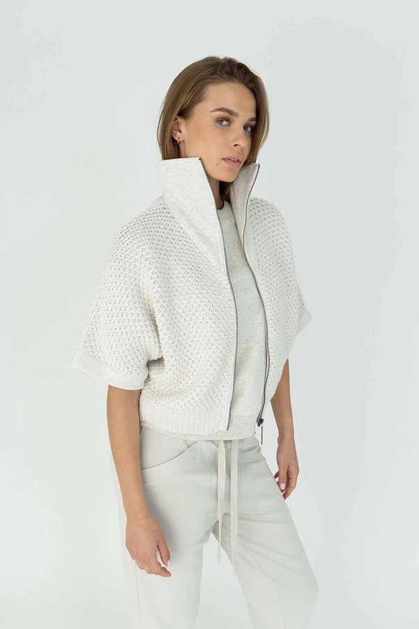 Moscow Vest Tim Off-White 1