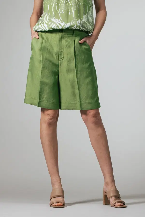 Label DOT Short 2618015 Groen 1