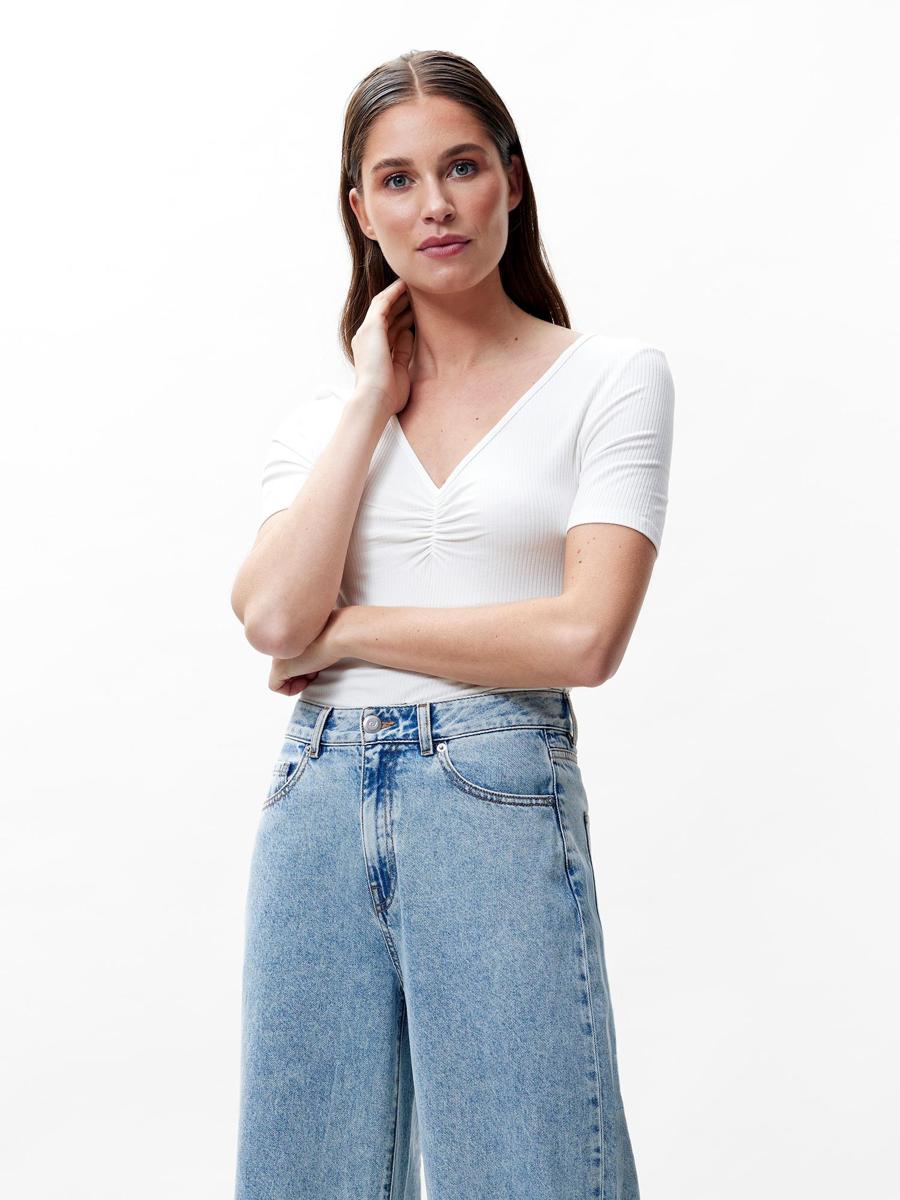 Catwalk Junkie Catwalk Junkie T-Shirt Luna Off-White 3