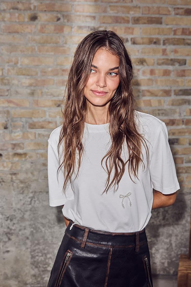 Haute L'Amitié T-Shirt Pearl Off-White 1
