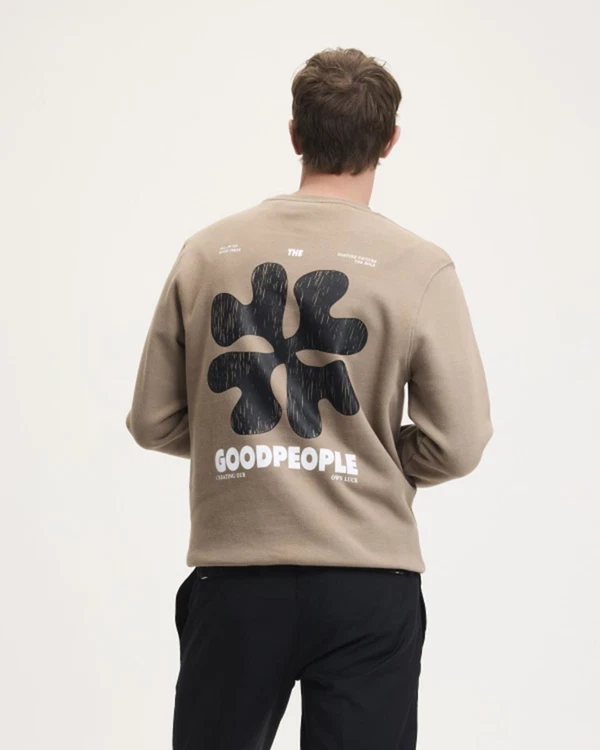 The GoodPeople Sweater Lito Bruin 1
