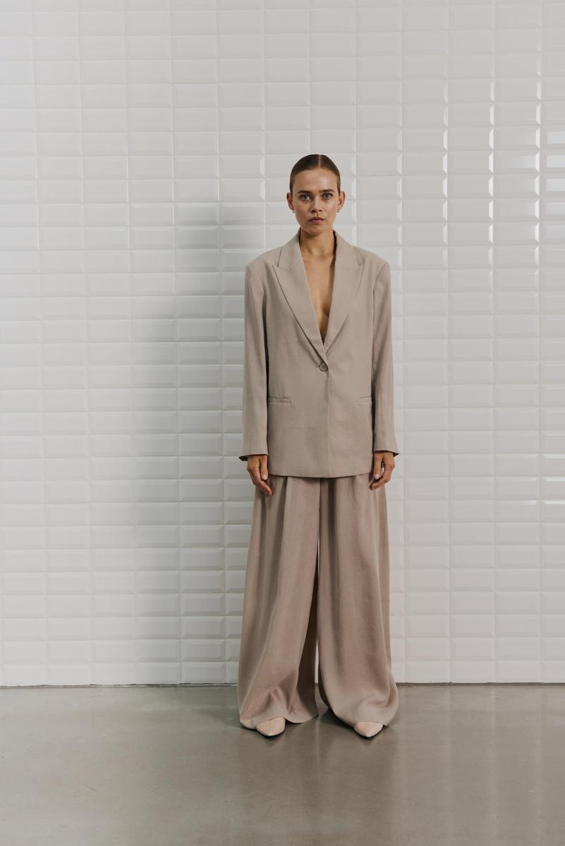 WithBlack Blazer Pilar Beige 1