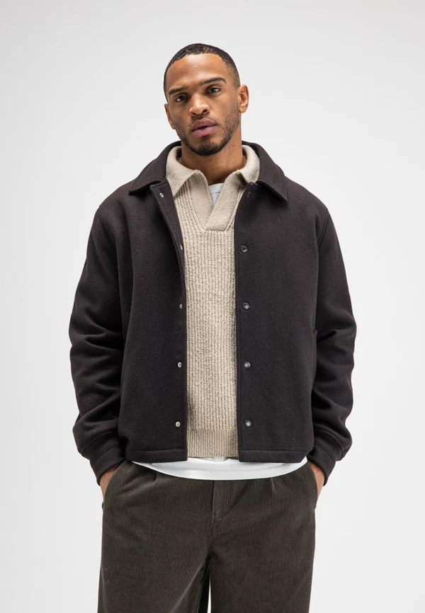 Butcher of Blue Jack M2617005 Bruin 1