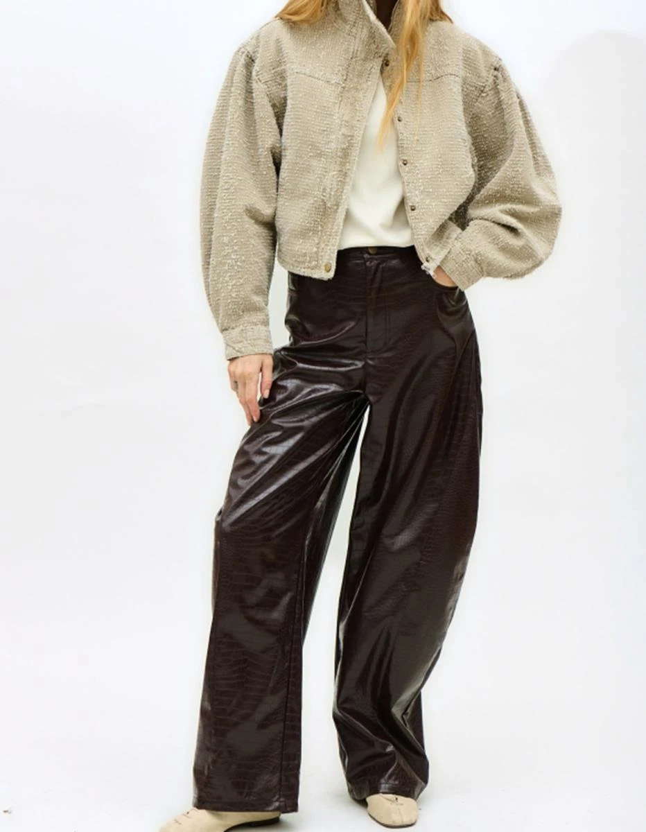 OU. Pantalon Trail Off-White 1
