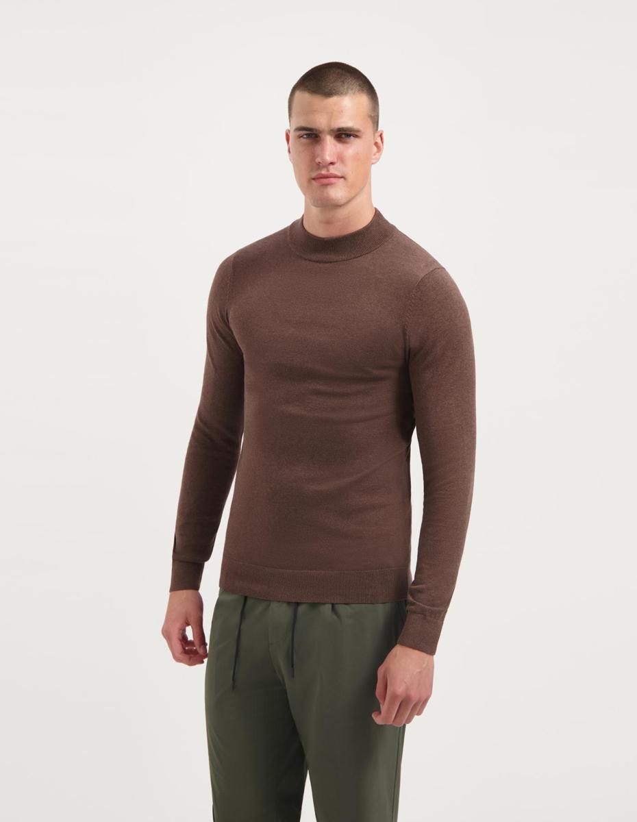 Saint Steve Trui 19477 Bruin 1