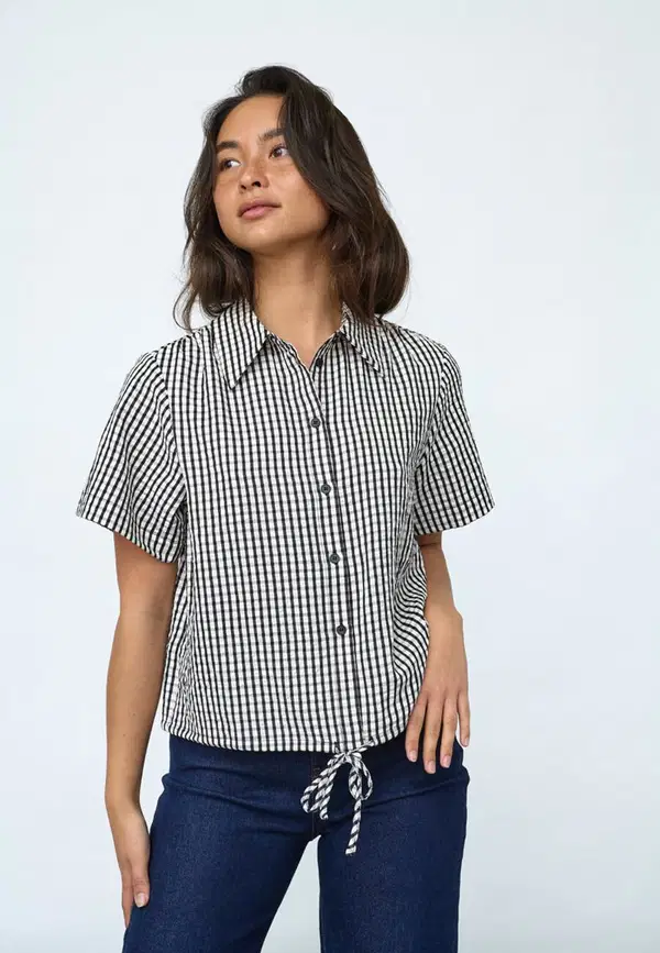 Sisters Point Blouse Eleo-Sh1 Off-White 1