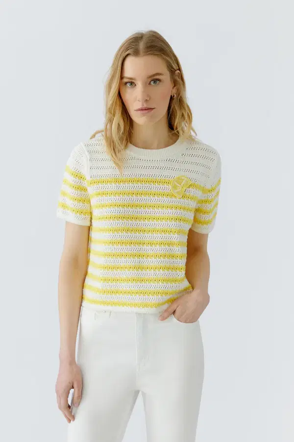 Oui Trui 0097435 Geel  1