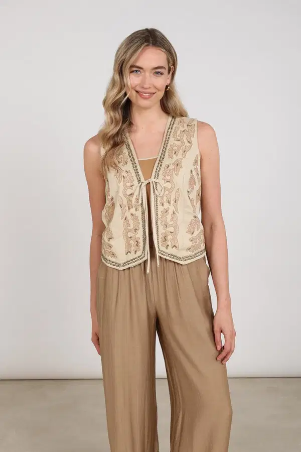 NUKUS Vest Momo Beige 1