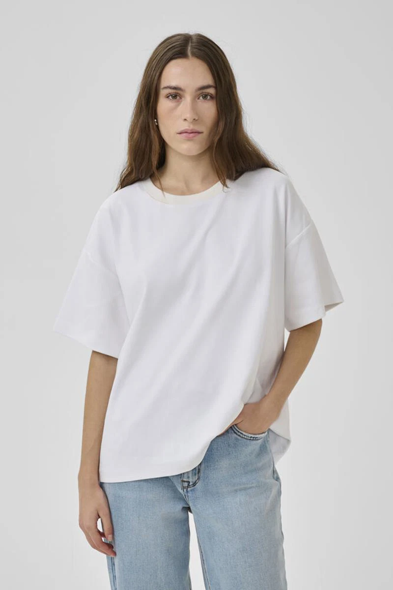 My Essential Wardrobe T-Shirt Apir Wit 1