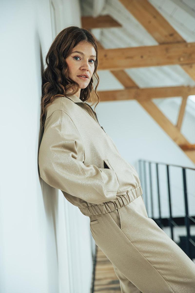 Label DOT Blazer Inge Goud 5