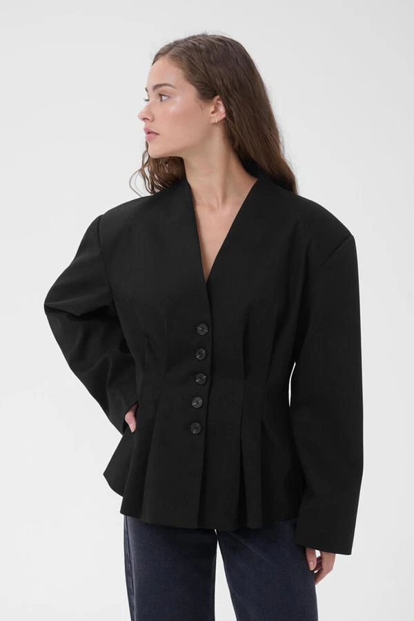 My Essential Wardrobe Blazer Evelina Zwart 1