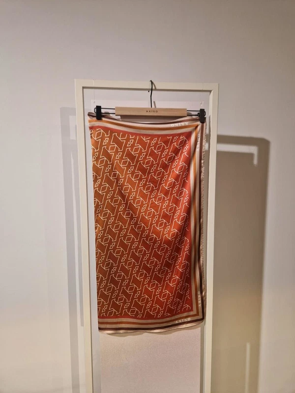 Aaiko Sjaal SCARF PES 511 Beige 1
