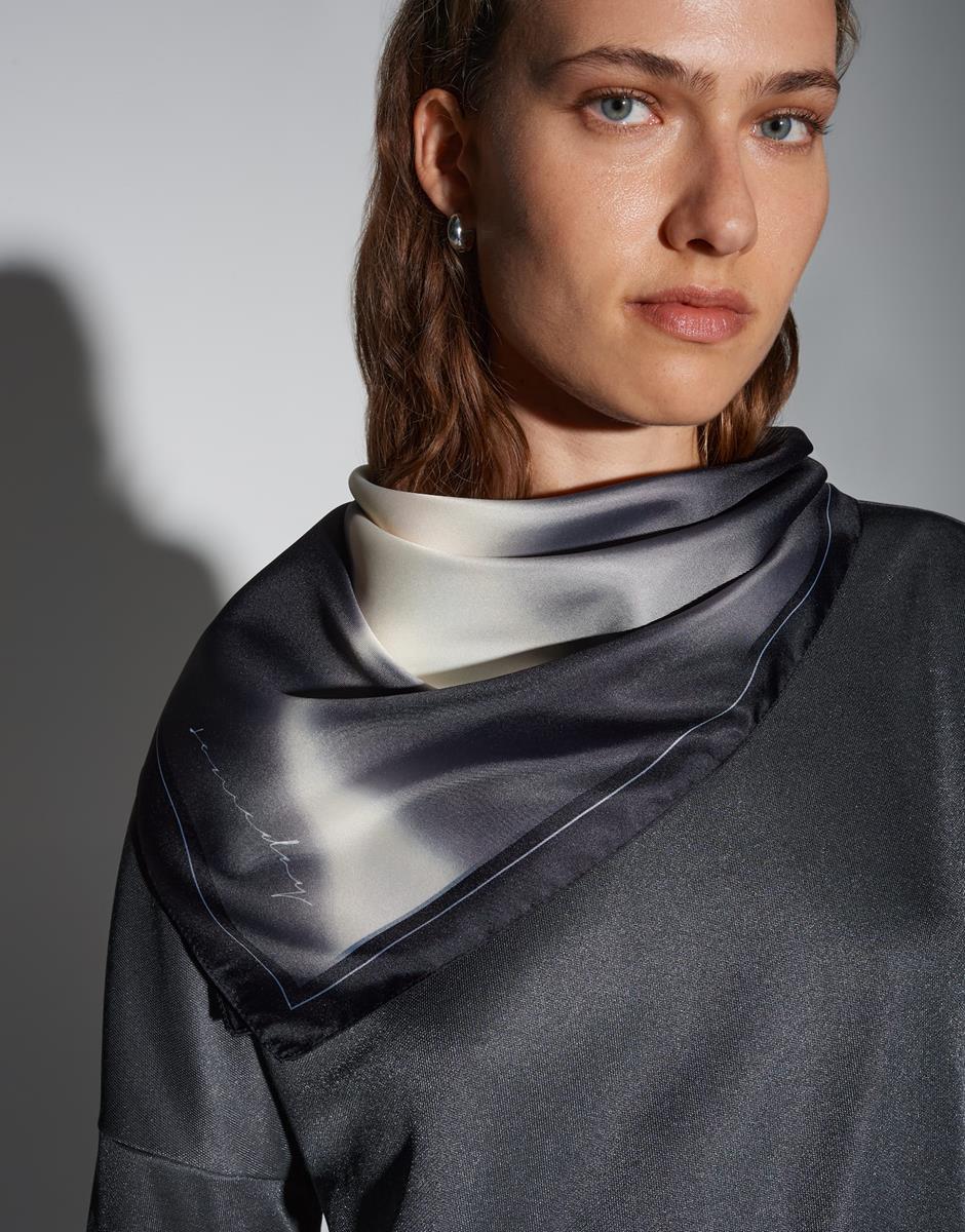 SOMEDAY Sjaal Blinga Zwart 3