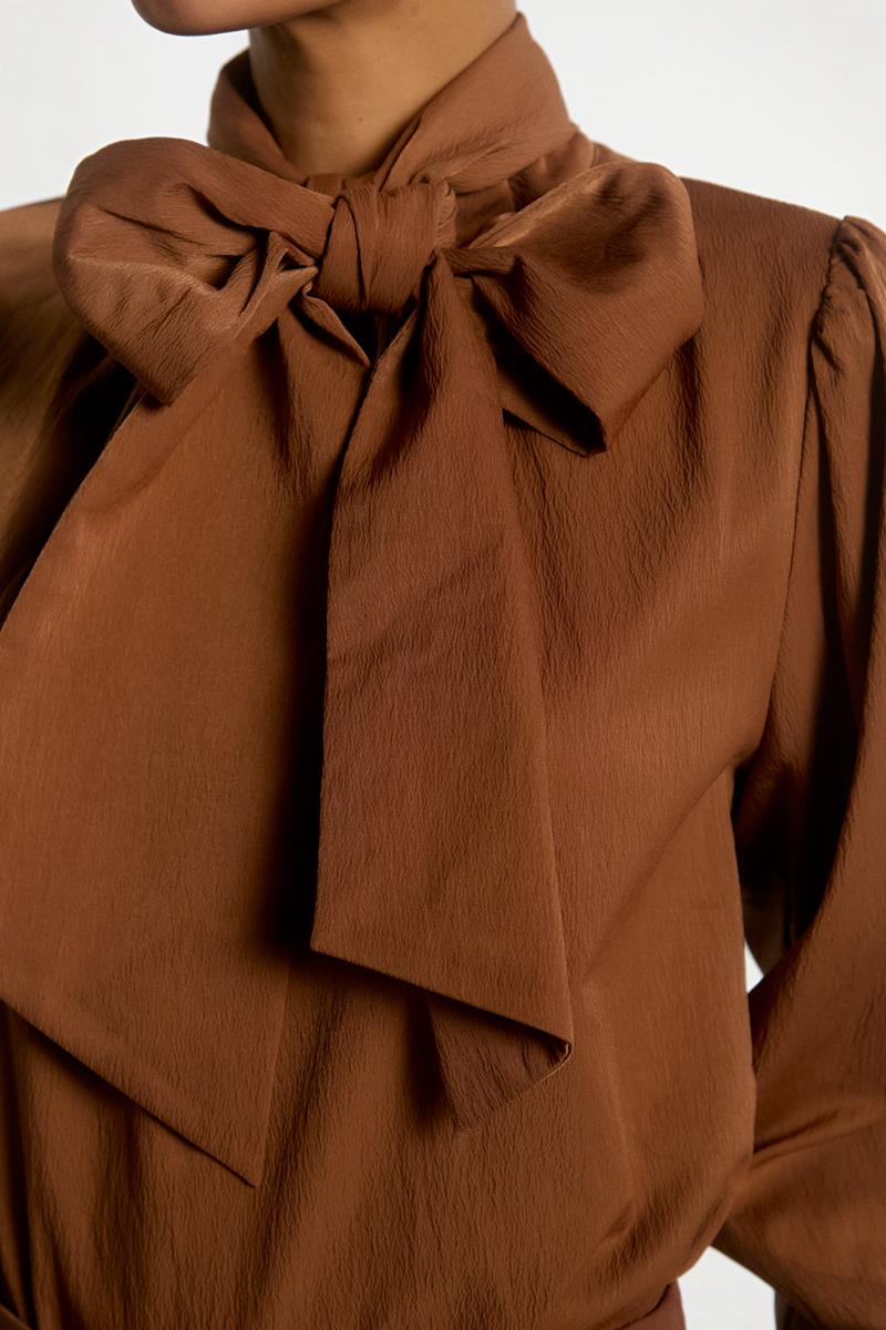 Aaiko Blouse Bowi Bruin 4