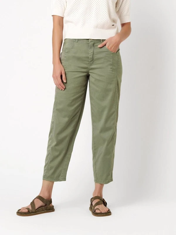 TONI Pantalon Liv Barrel 7/8 21-03/1125-38 Groen 1