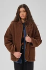 My Essential Wardrobe Jack Funa Bruin 1