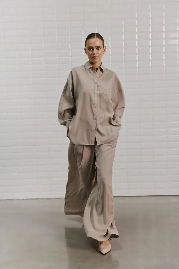 WithBlack Blouse Marleen Beige 1