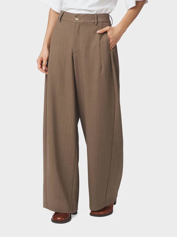 Neo Noir Pantalon Essiall Taupe 1