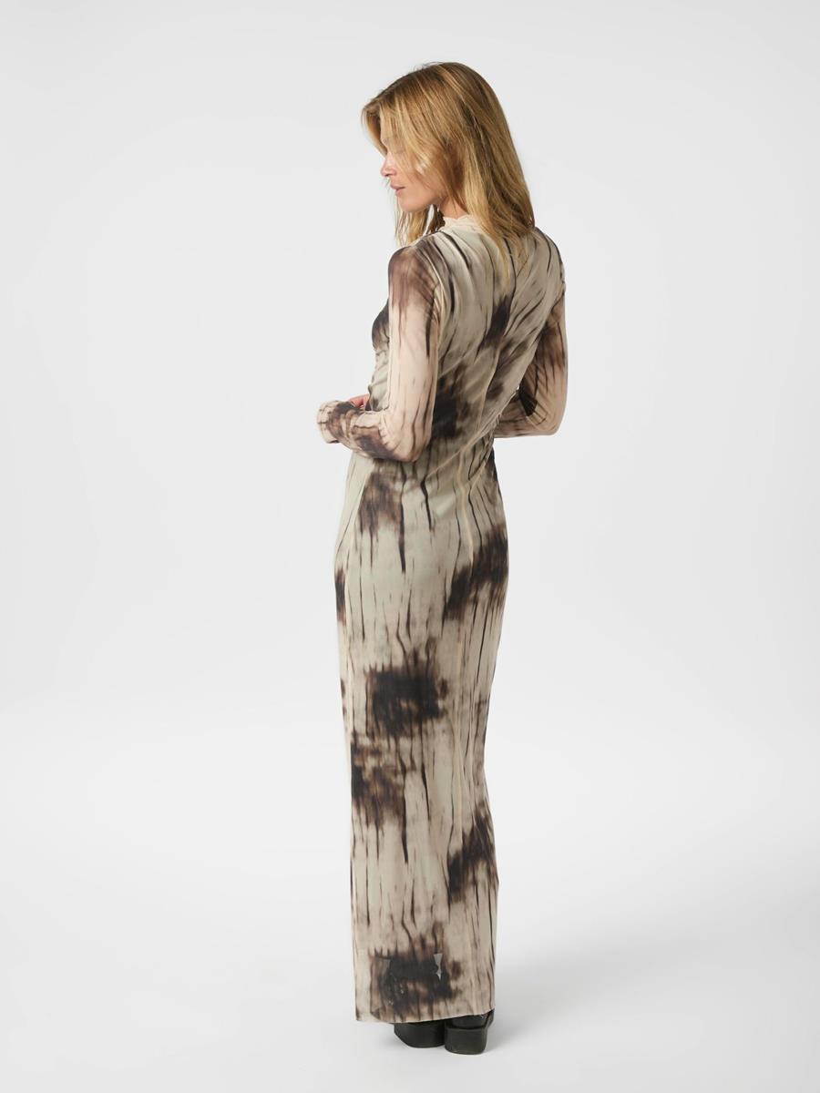 Neo Noir Jurk Onessa Bruin 3