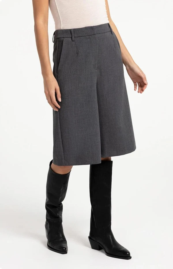 YAYA Short 01-321045-609 Grijs 1