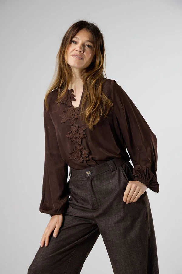 Label DOT Blouse 2621042 Bruin 1