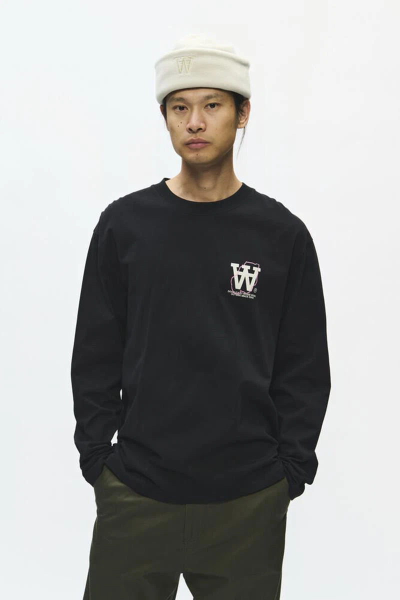 Wood Wood Longsleeve Liam Zwart 3