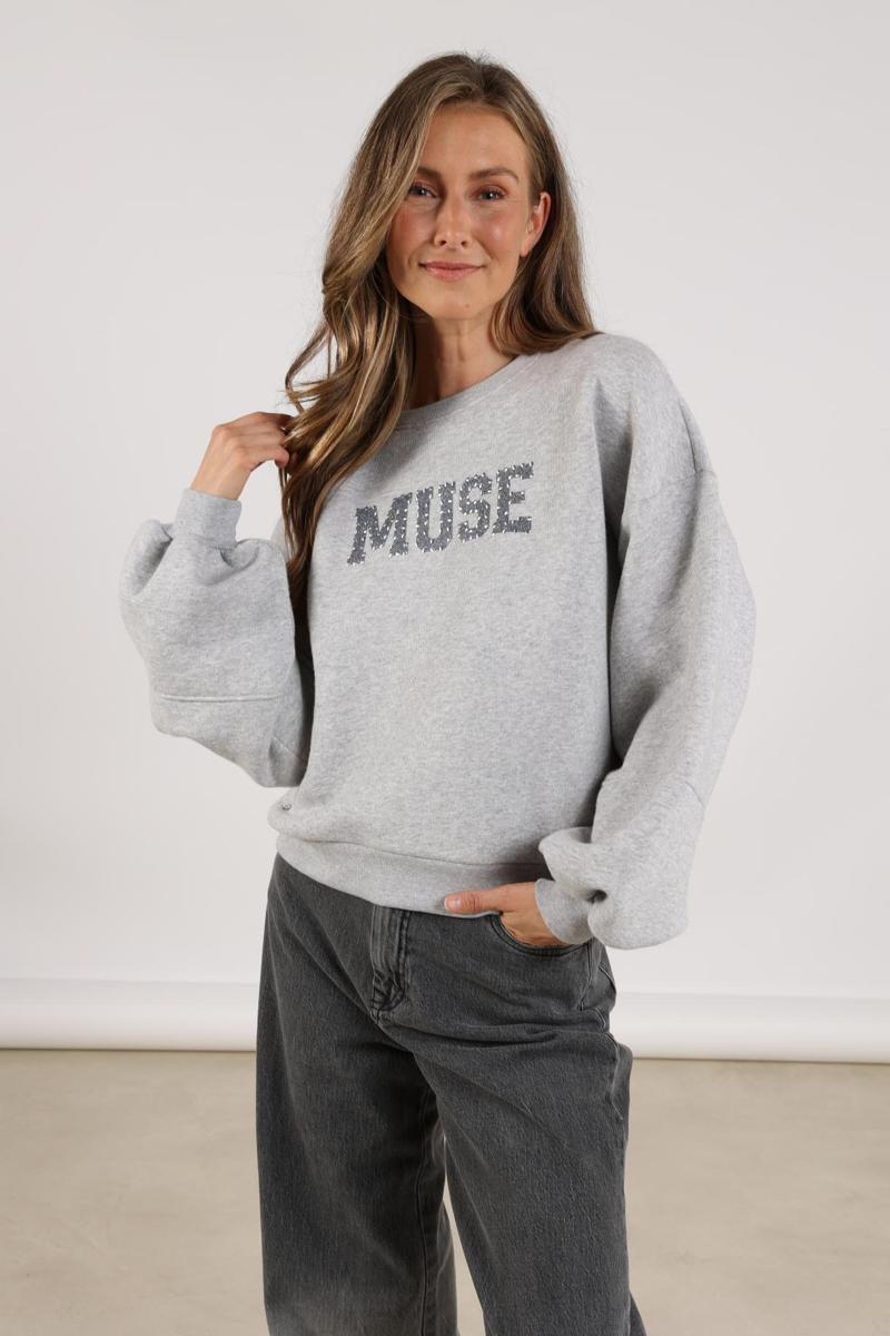 NUKUS Sweater Muse Grijs 3