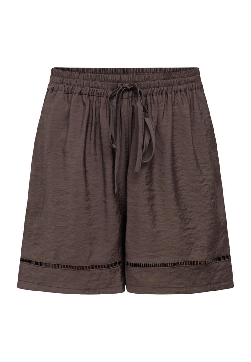Sisters Point Short Ella-Sho17 Bruin 2