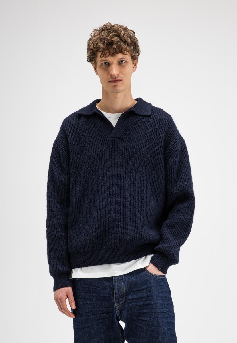Butcher of Blue Trui M2626022 Blauw 3