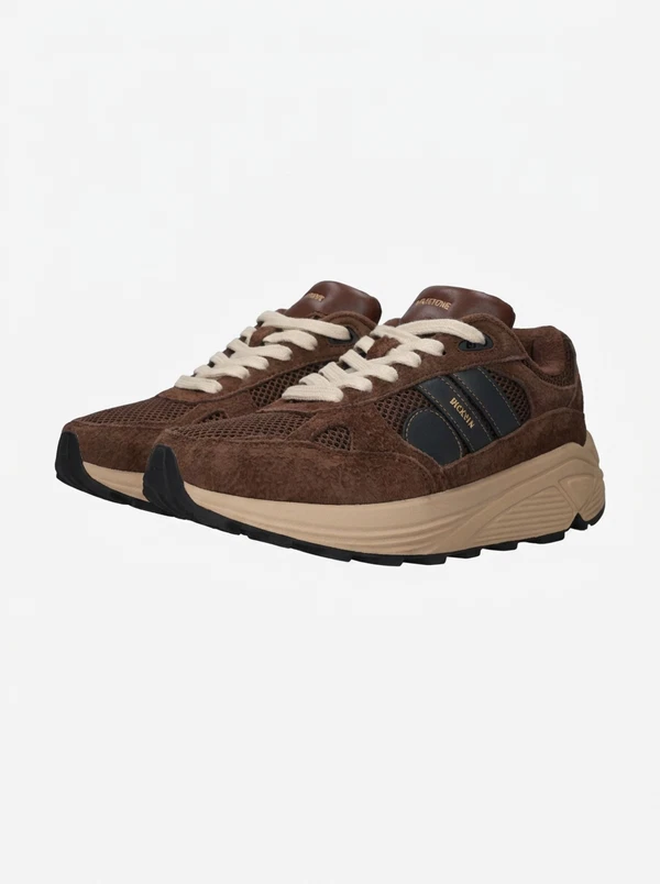 Blackstone Sneakers V Riley Bruin 1