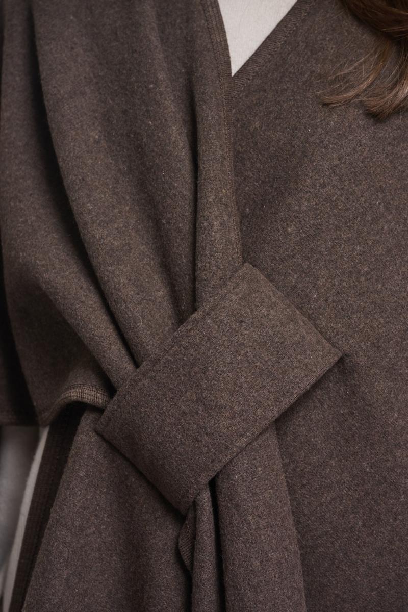 Rino & Pelle Poncho Marwa Bruin 3